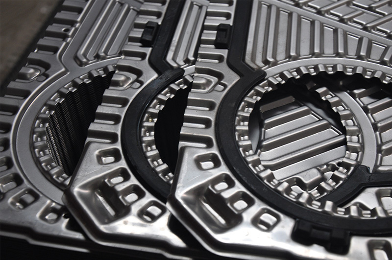 Plates and Gaskets
